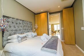 Mountain Marina Luxury Apartments
