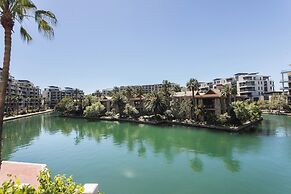 Mountain Marina Luxury Apartments