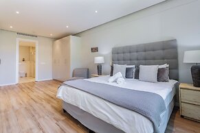 Mountain Marina Luxury Apartments