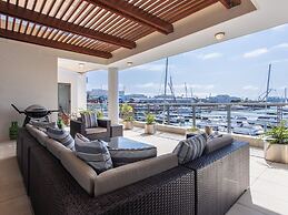 Mountain Marina Luxury Apartments