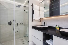 Mountain Marina Luxury Apartments
