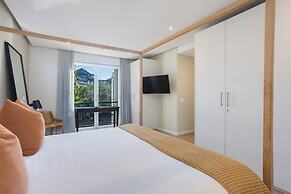 Mountain Marina Luxury Apartments