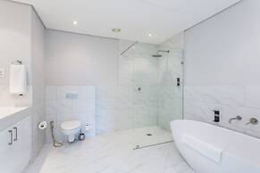 Mountain Marina Luxury Apartments