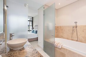 Mountain Marina Luxury Apartments