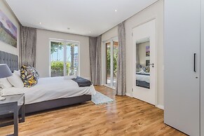 Mountain Marina Luxury Apartments