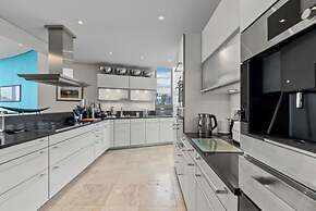 Mountain Marina Luxury Apartments