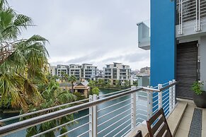 Mountain Marina Luxury Apartments