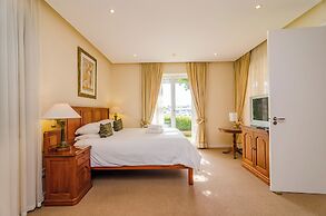 Mountain Marina Luxury Apartments