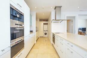 Mountain Marina Luxury Apartments