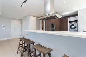 Mountain Marina Luxury Apartments