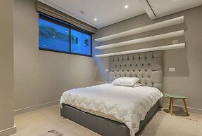 Mountain Marina Luxury Apartments