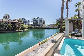 Mountain Marina Luxury Apartments