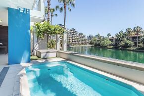Mountain Marina Luxury Apartments