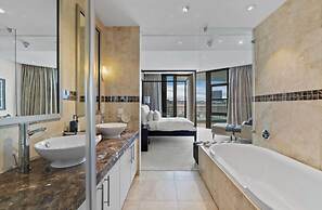 Mountain Marina Luxury Apartments