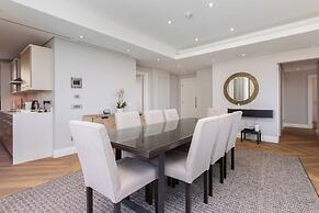 Mountain Marina Luxury Apartments