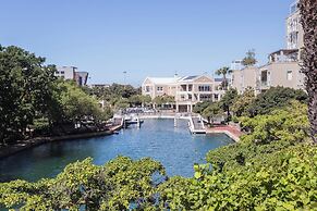 Mountain Marina Luxury Apartments