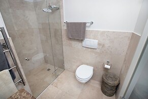 Mountain Marina Luxury Apartments