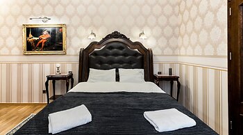 Exclusive Royal Apartments