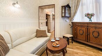 Exclusive Royal Apartments
