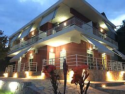 Spiros rooms