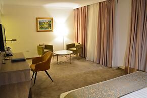 The Sanrock By Le Reve Hotels