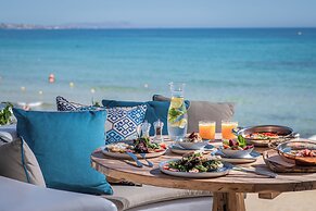 Parthenis Beach Suites by the Sea