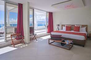 Hotel Arawak Beach Resort