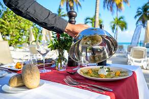 Hotel Arawak Beach Resort
