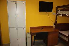 Good Cat - Hostel