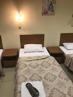 Good Cat - Hostel