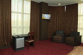 Tomu's Hotel