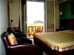 Santa Maria Hotel