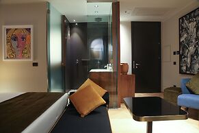 Triviho Hotel