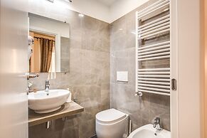 River Luxury Suites