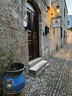Eleni Rooms