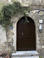 Eleni Rooms