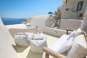 Morfi Cave House
