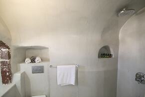 Morfi Cave House