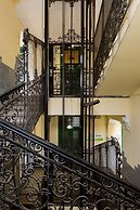 Roland Apartments