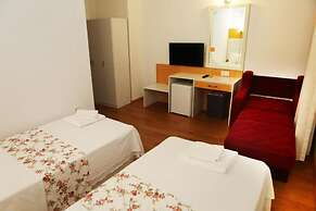 Ugur Hotel