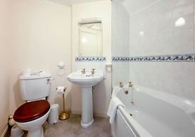 Loch Ness Cottages