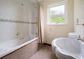 Loch Ness Cottages