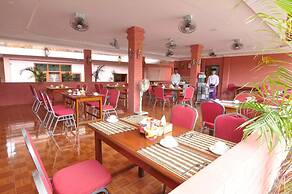 Shwe Nadi Guest House