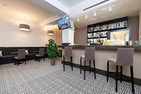 Armat Hotel