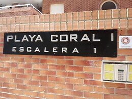 LET 4 U Playa Coral