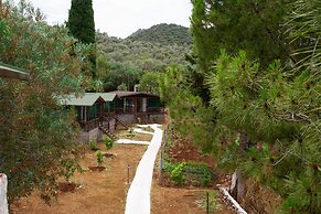 Delos Beach Hotel