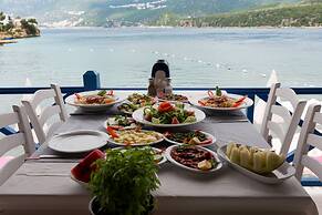 Delos Beach Hotel