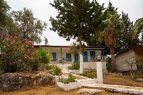 Delos Beach Hotel