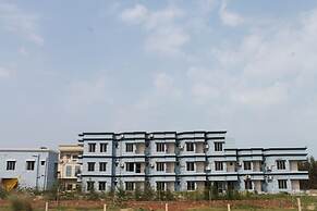 Arya Beach Resort