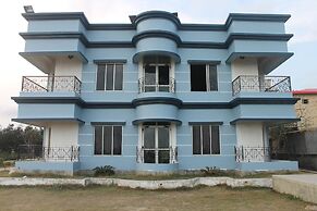 Arya Beach Resort